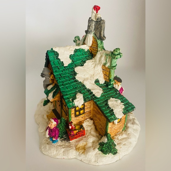 Santa's Town at the North Pole Christmas Village Post Office Air Mail 1995 EUC - Picture 4 of 16